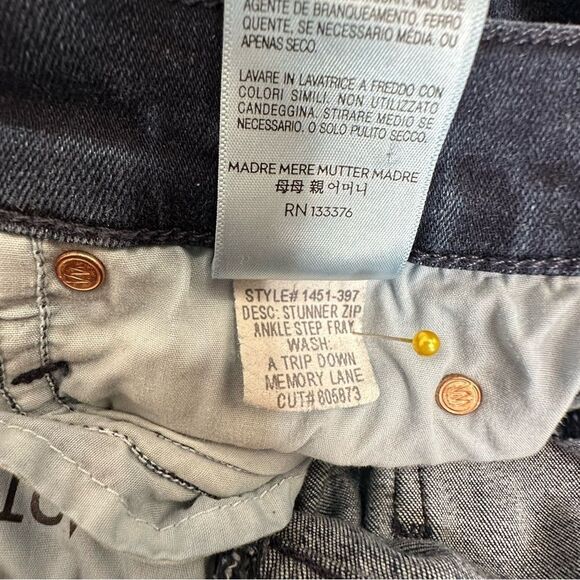 Mother Stunner Zip Ankle Step Fray Jeans | Size 27 - Picture 11 of 13